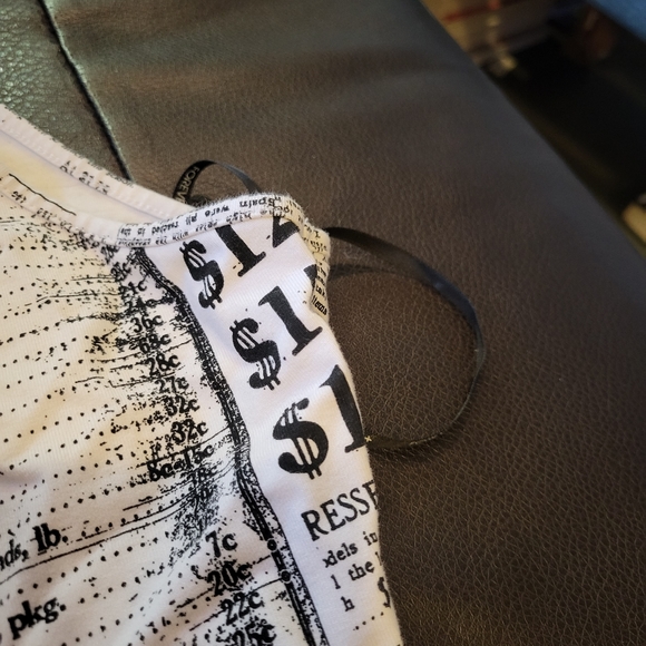 Forever21 plus sized newsprint bodysuit - Picture 3 of 4